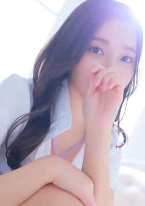 NADIA神戸店 藤城　れん