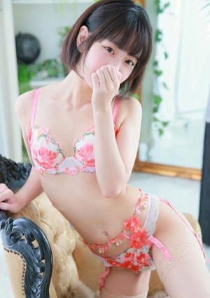 グランエステ東京 品川 初音もえか