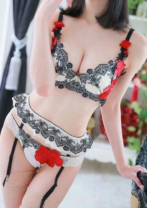 グランエステ東京 品川 白雪ゆうな