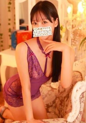 ALLAMANDA（アラマンダ）池袋店 春を綴る春読ニナ
