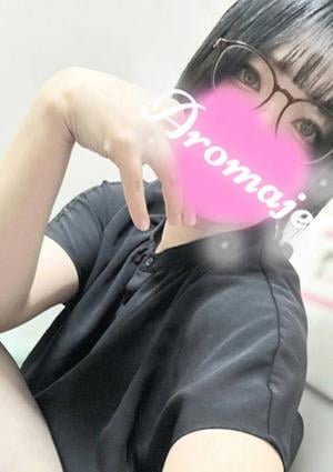 アロマージュ大宮 小倉 あいか