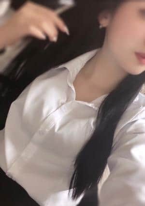 Aro Marquis（アロマーキス） 七海ゆい