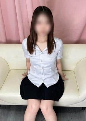 NADIA難波心斎橋店 塩谷　はるか