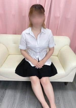 NADIA難波心斎橋店 八木　いろは