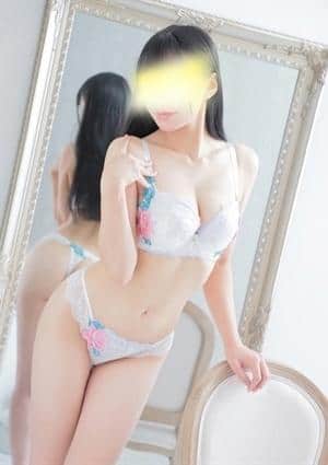 NADIA東京新橋店 山本　みゆう