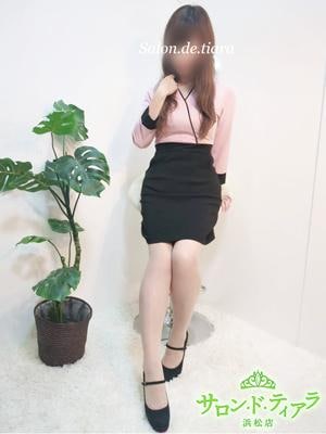 サロン・ド・ティアラ 浜松店 綾瀬【ジュリアコース】