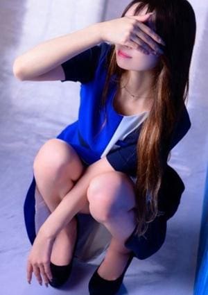 Mrs. Dandy Shinjuku 鳴海もな