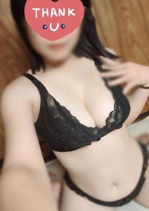 宮崎AROMA OLIVE（オリーブ） えま