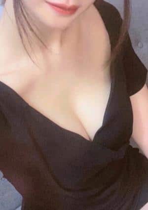 ひめあね しいな