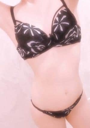 密着エステ柔肌 白井もか