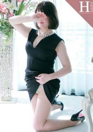 回春館名古屋駅店 ひとみ