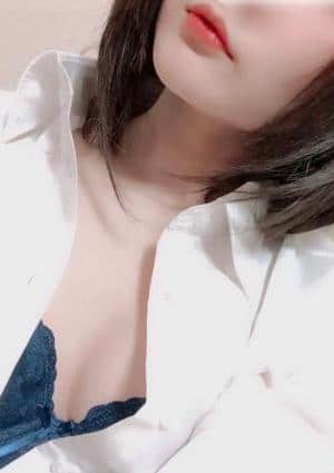 彼女のマッサージ あみ