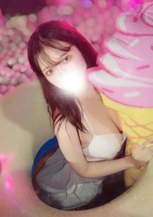 HEROINE TOKYO 石川すず