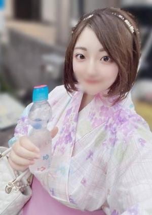 HEROINE TOKYO 小堺みなみ