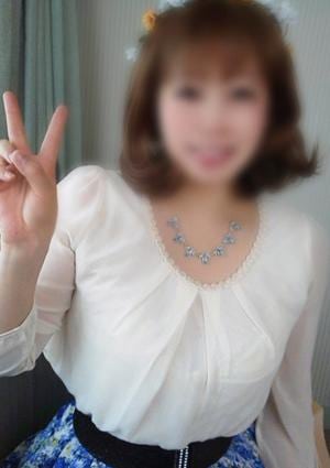 人妻ポルノ 横浜関内店 にじほ