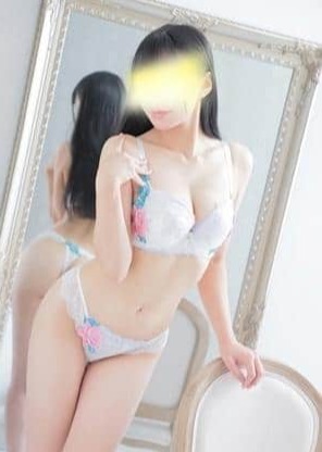 NADIA東京新橋店 山本　みゆう